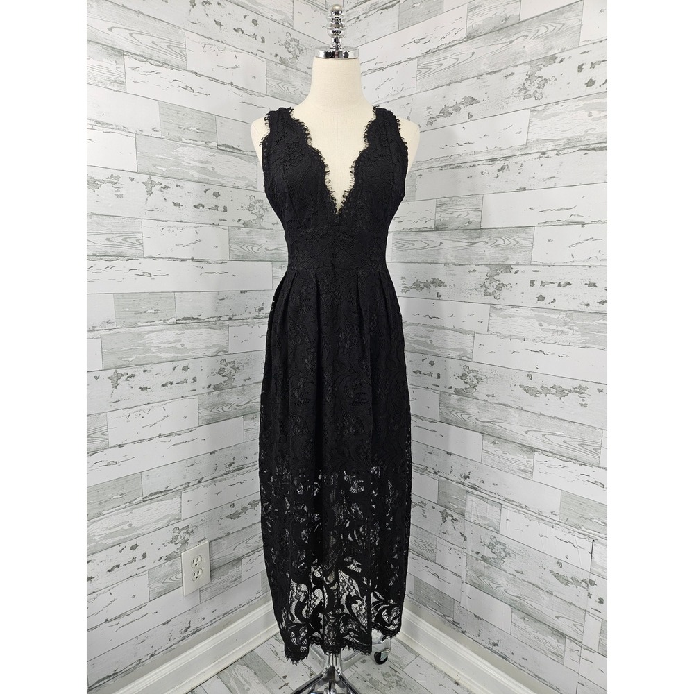 Lulus Black Lace Deep V-Neck Sleeveless Midi Dress Eyelash Trim Size L